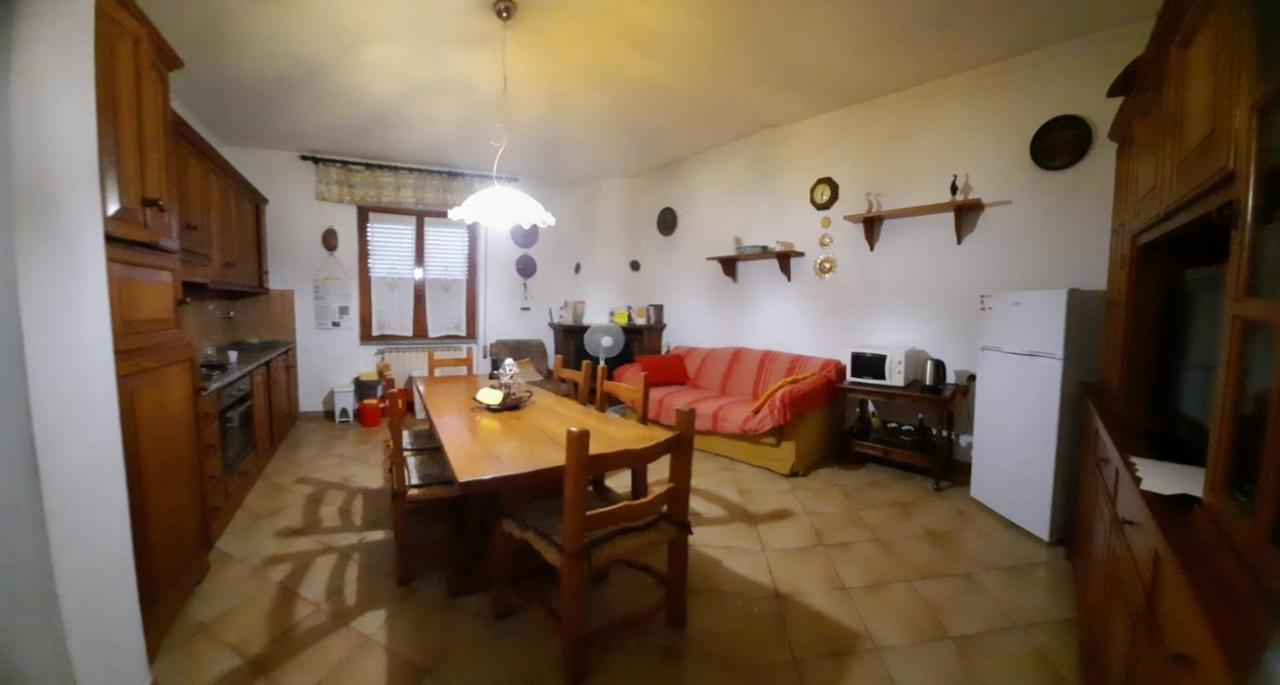Casa Ferdani Lunigiana Villa Terrarossa  Екстериор снимка