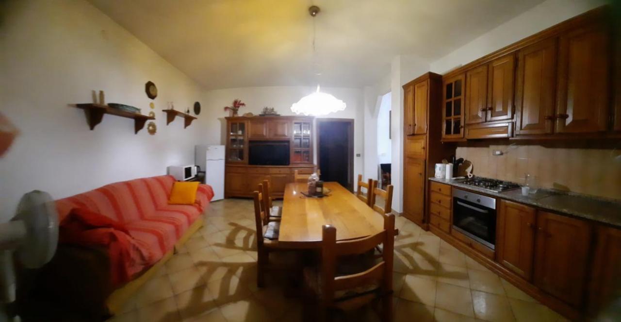 Casa Ferdani Lunigiana Villa Terrarossa  Екстериор снимка